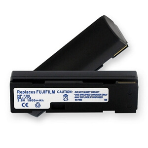 FUJI NP-100 DIGITAL CAMERA