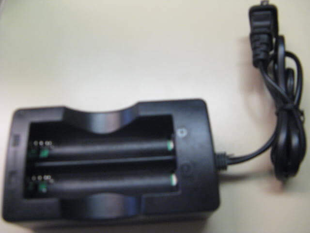 Dual Charger for Lith. Ion for 2 -18650 Batteries